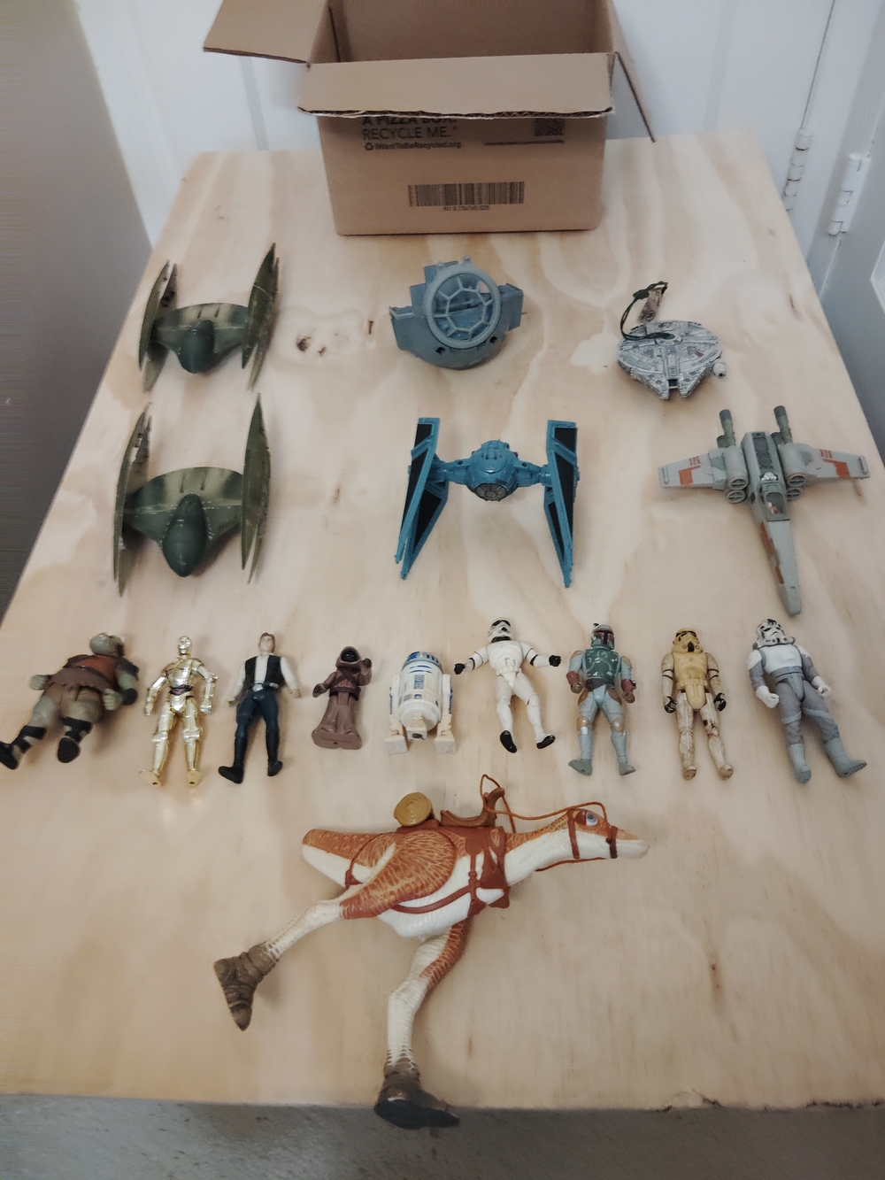 Star Wars Assorted Kids Action Figures & Vehicles - Blue/Green/Tan Set